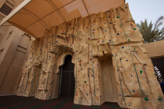 Imagen de los interiores del Hotel Jumeirah Al Qasr. Foto 8