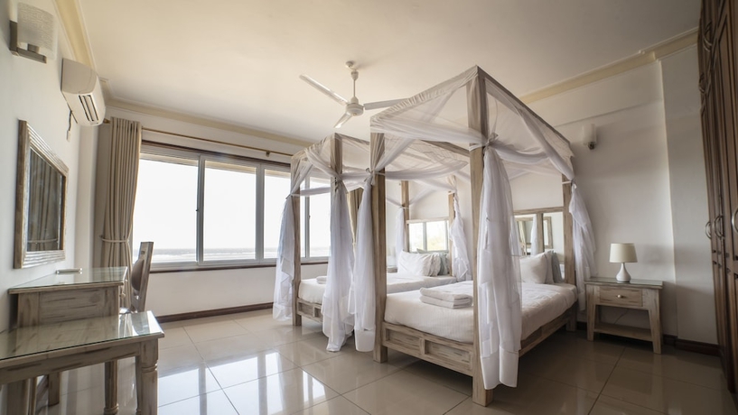 Imagen de la habitación del Hotel Jumeirah Beach Front Apartments. Foto 13