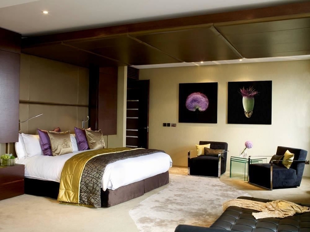 Imagen de los exteriores del Hotel Jumeirah Carlton Tower London. Foto 10