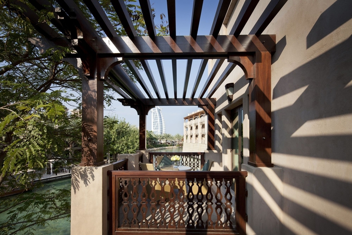 Imagen de la habitación del Hotel Jumeirah Dar Al Masyaf. Foto 8