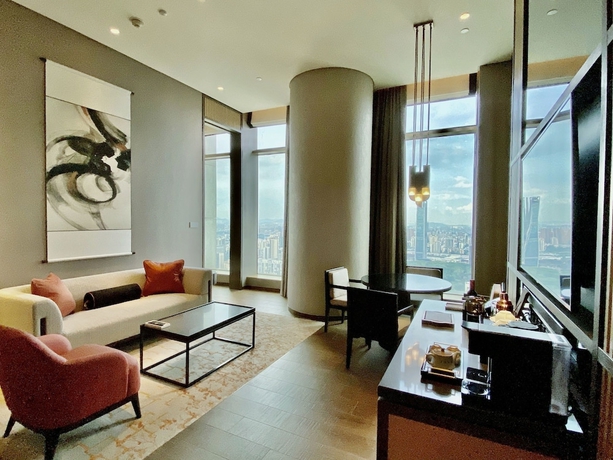 Imagen de la habitación del Hotel Jumeirah Guangzhou. Foto 6