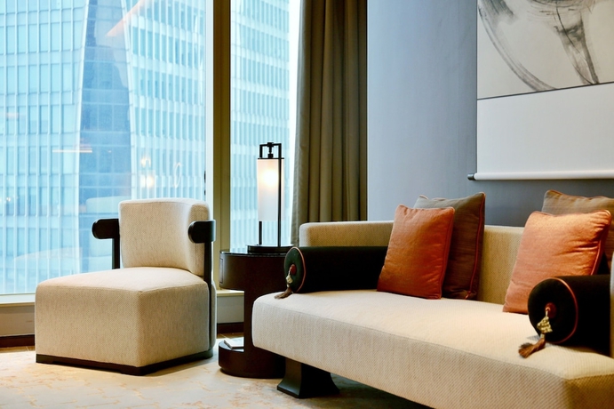 Imagen de la habitación del Hotel Jumeirah Guangzhou. Foto 11