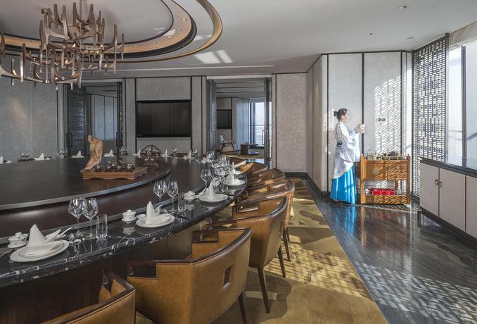 Imagen del bar/restaurante del Hotel Jumeirah Nanjing. Foto 3