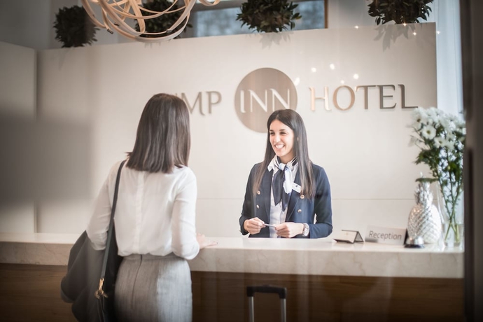 Imagen de los interiores del Hotel Jump Inn Belgrade. Foto 18