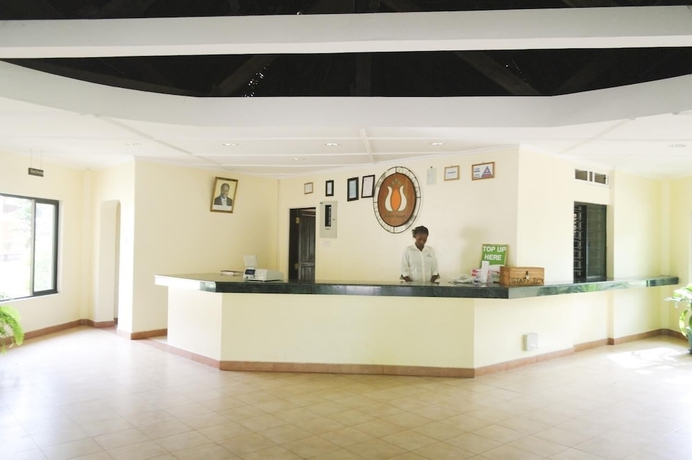 Imagen de los interiores del Hotel Jumuia Conference and Beach Resort. Foto 11