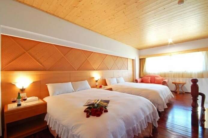 Imagen general del Hotel Jun Yue Hanging Garden Resort. Foto 7