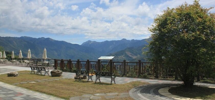 Imagen general del Hotel Jun Yue Hanging Garden Resort. Foto 8