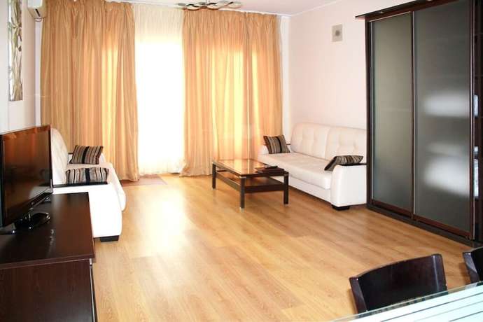 Imagen de la habitación del Hotel Juna Aqua Life. Foto 3