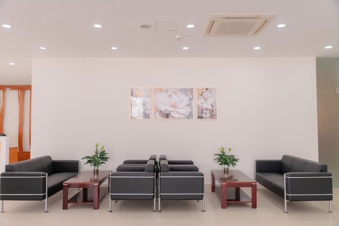 Imagen de los interiores del Hotel Juna. Foto 15