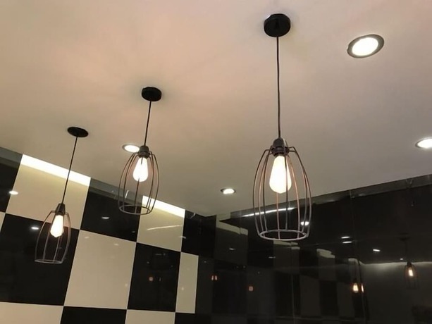 Imagen de los interiores del Hotel June. Foto 13