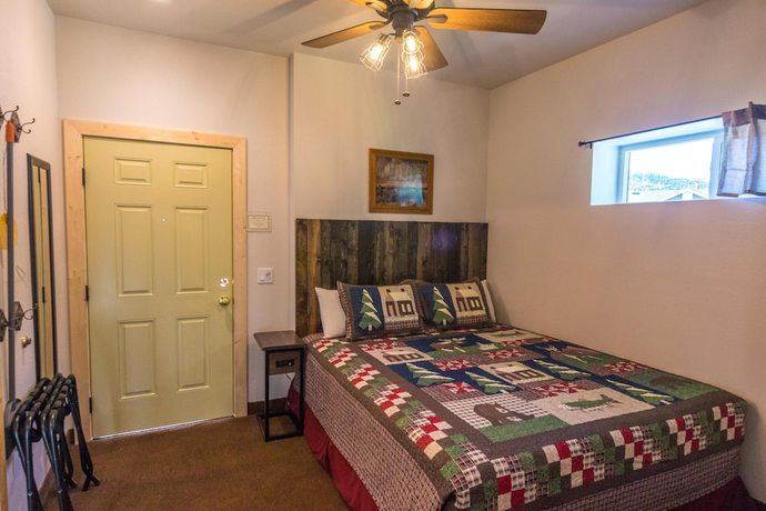 Imagen de la habitación del Hotel June Lake Motel. Foto 18