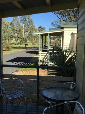 Imagen de la habitación del Hotel Junee Tourist Park. Foto 9