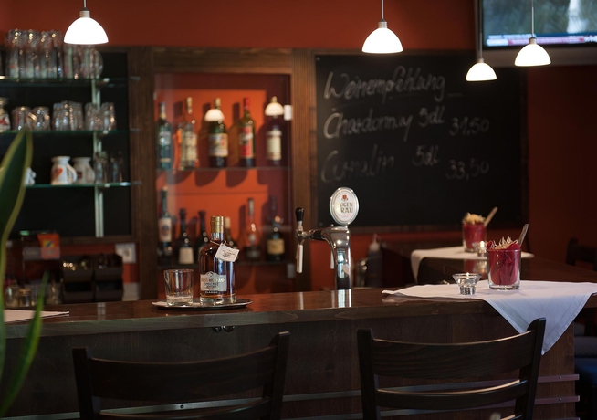 Imagen del bar/restaurante del Hotel Jungfrau, Gsteig. Foto 12