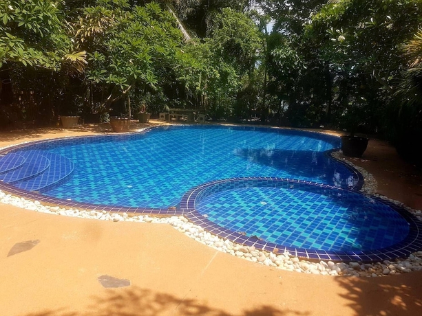 Imagen de la piscina del Hotel Jungle Bay Resort. Foto 16