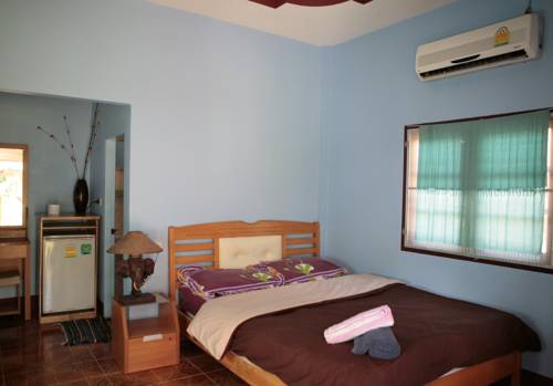 Imagen general del Hotel Jungle Hut Bungalows &. Foto 1