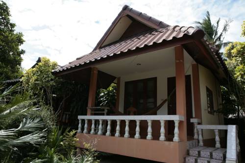 Imagen de la habitación del Hotel Jungle Hut Bungalows &. Foto 11