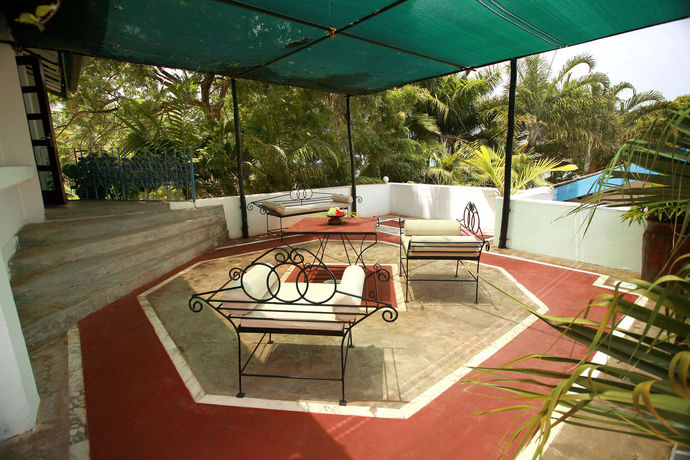 Imagen del bar/restaurante del Hotel Jungle Paradise Beach Resort and Spa Mbweni Ruins. Foto 4