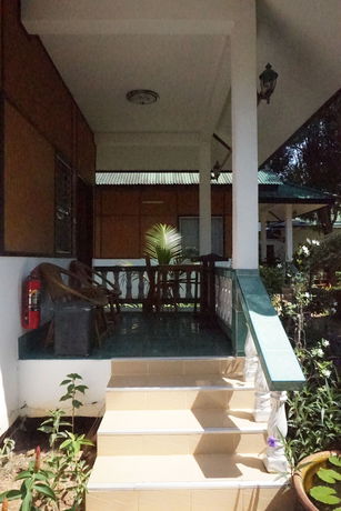 Imagen de los exteriores del Hotel Jungle Village Bungalows. Foto 7
