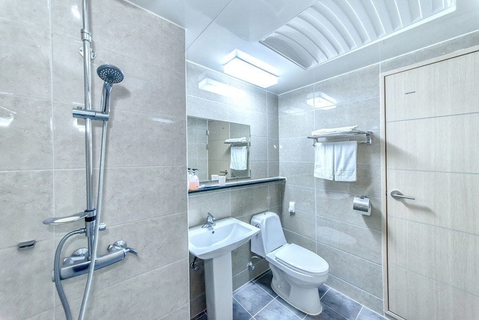 Imagen de la habitación del Hotel Jungmoon City. Foto 2