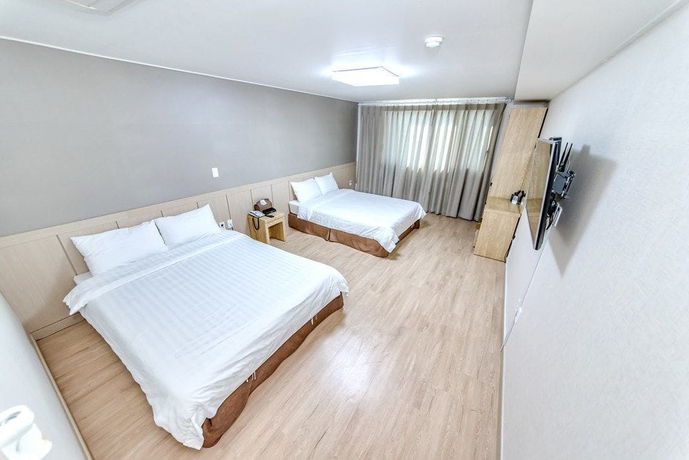 Imagen de la habitación del Hotel Jungmoon City. Foto 4