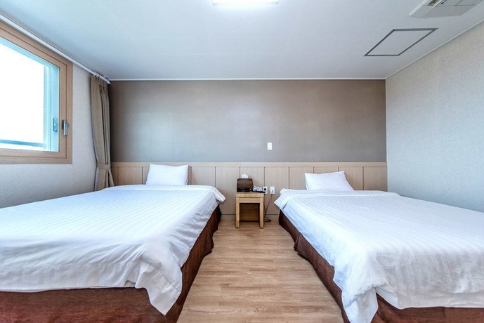 Imagen de la habitación del Hotel Jungmoon City. Foto 6