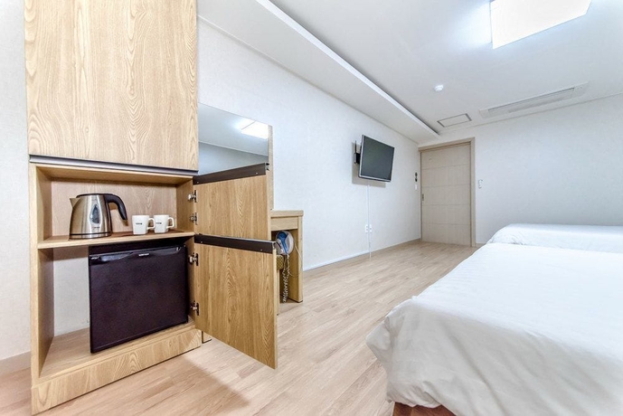 Imagen de la habitación del Hotel Jungmoon City. Foto 10