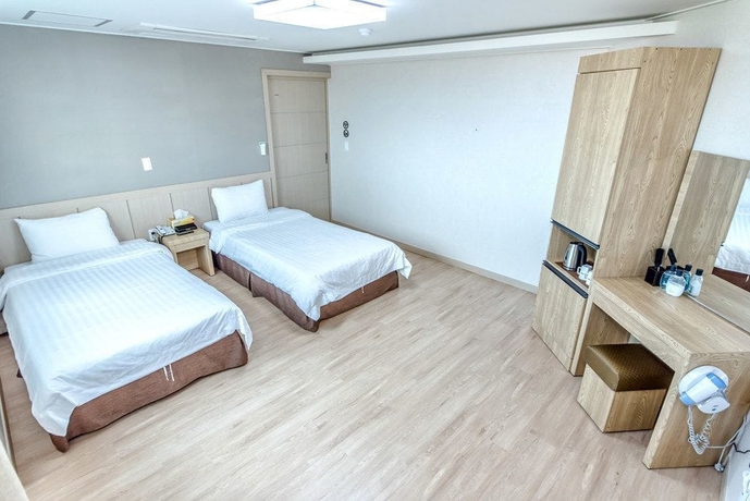 Imagen de la habitación del Hotel Jungmoon City. Foto 15