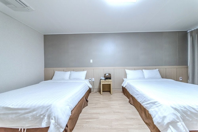Imagen de la habitación del Hotel Jungmoon City. Foto 18