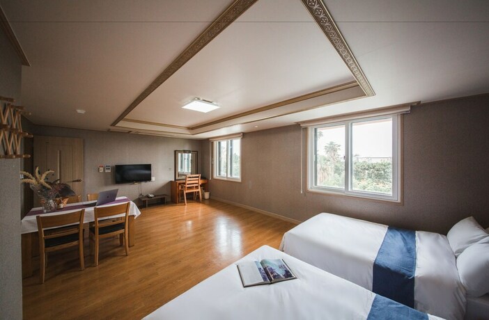 Imagen de la habitación del Hotel Jungmun Resort. Foto 25