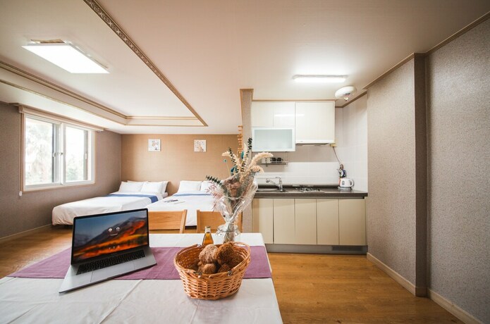 Imagen de la habitación del Hotel Jungmun Resort. Foto 26