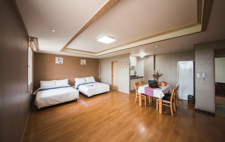 Imagen de la habitación del Hotel Jungmun Resort. Foto 27