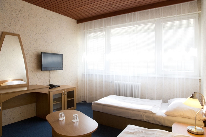 Imagen de la habitación del Hotel Junior, Bratislava. Foto 7