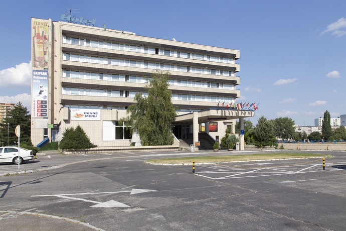 Imagen general del Hotel Junior, Bratislava. Foto 1