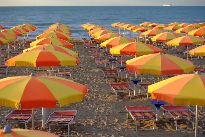 Imagen general del Hotel Junior Family. Foto 14