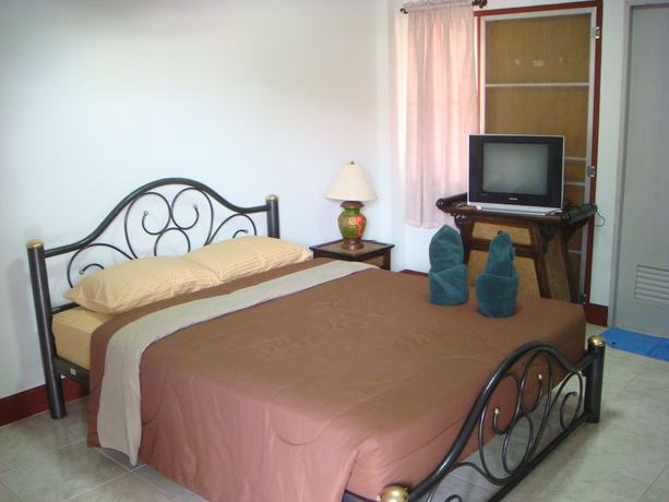 Imagen de la habitación del Hotel Junior Guesthouse. Foto 2