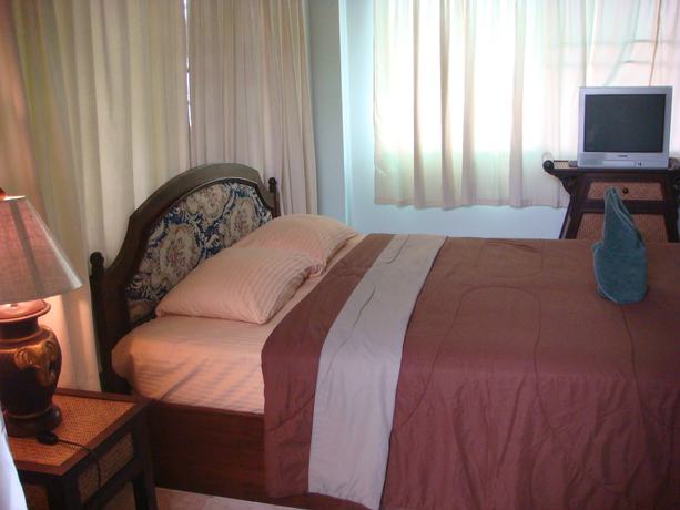 Imagen de la habitación del Hotel Junior Guesthouse. Foto 4