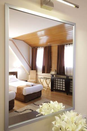 Imagen de la habitación del Hotel Junior, Kopaonik. Foto 10