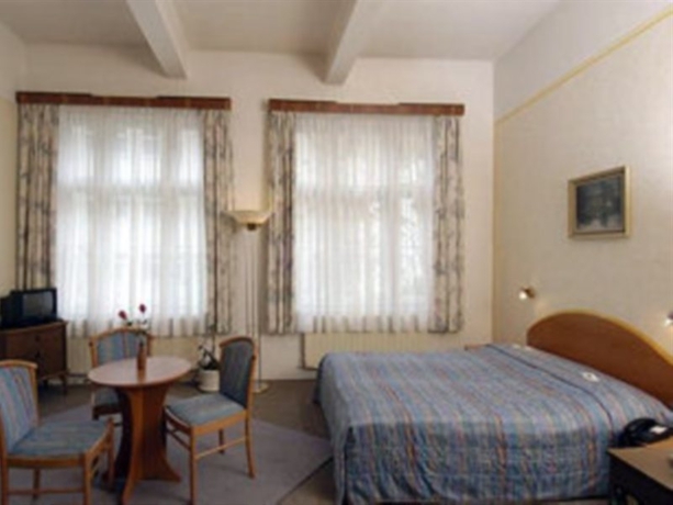 Imagen general del Hotel Junior, Praga. Foto 2