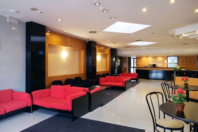Imagen de los interiores del Hotel Junior, Rimini. Foto 18