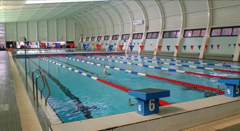 Imagen de la piscina del Hotel Juniper Court. Foto 15