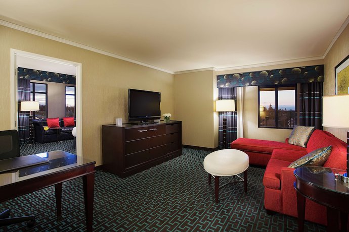 Imagen de la habitación del Hotel Juniper Cupertino, Curio Collection By Hilton. Foto 12