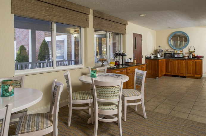 Imagen del bar/restaurante del Hotel Juniper Hill Inn. Foto 4