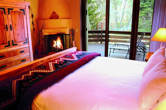 Imagen de la habitación del Hotel Junipine Resort. Foto 15