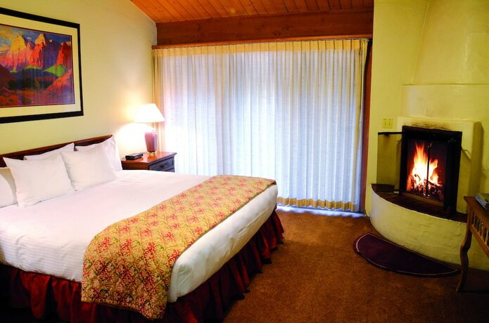 Imagen de la habitación del Hotel Junipine Resort. Foto 17