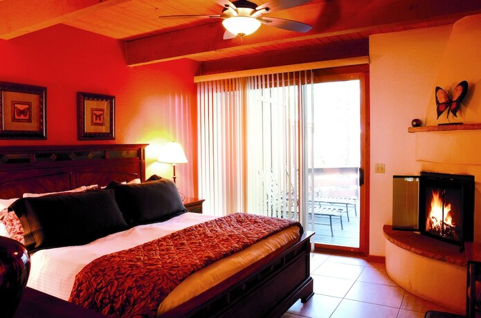 Imagen de la habitación del Hotel Junipine Resort. Foto 20