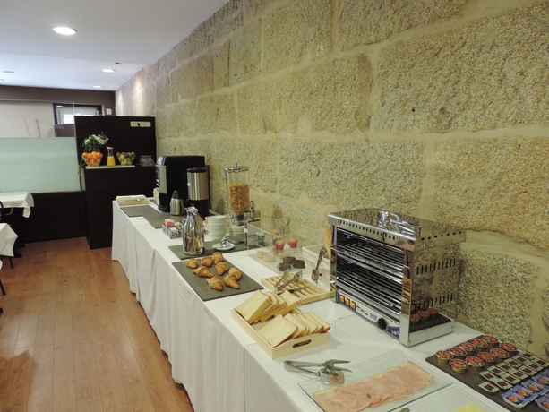 Imagen del bar/restaurante del Hotel Junquera. Foto 8