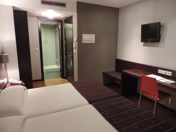 Imagen de los interiores del Hotel Junquera. Foto 15