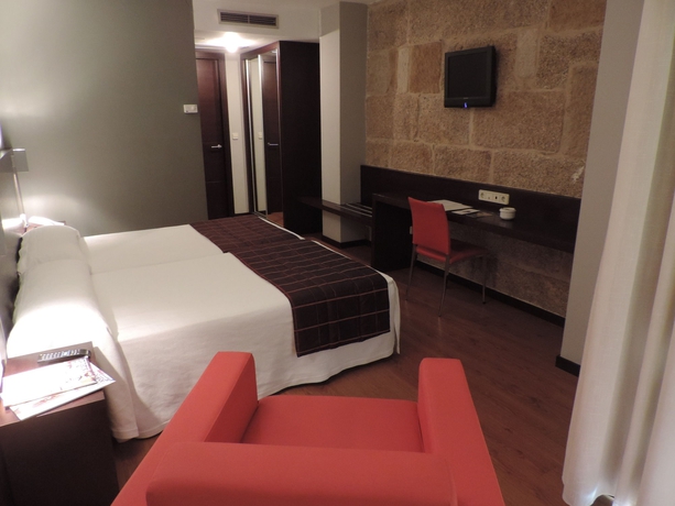 Imagen de la habitación del Hotel Junquera. Foto 13