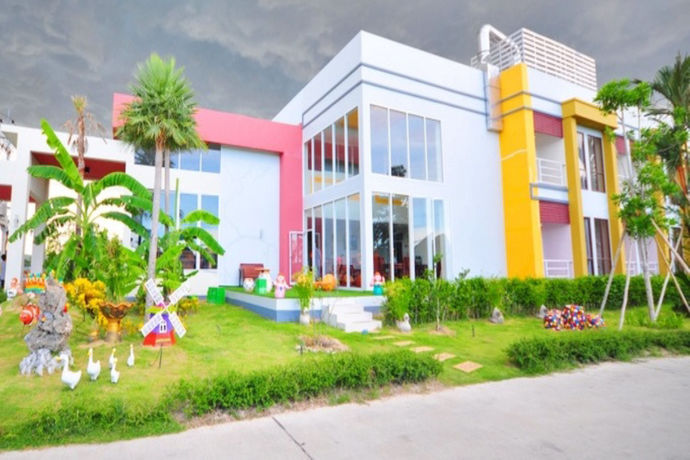 Imagen de los exteriores del Hotel Juntima Boutique. Foto 13
