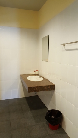 Imagen de la habitación del Hotel Juntima Place At Amphawa. Foto 8
